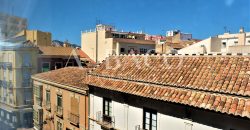 Piso Reformado en el Corazón de Málaga, Calle Álamos: Estilo y Confort en una Ubicación Privilegiada