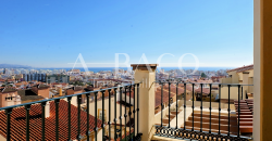 ¡Descubre este Encantador Adosado en Viña Málaga – Torre del Mar con Espacios Versátiles y Comunitarios Exclusivos!